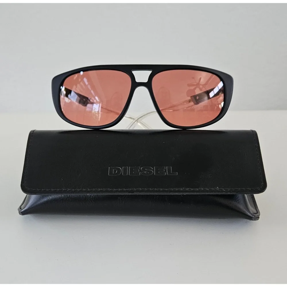 Diesel DL0300 02S Matte Black Flat Top Shield Sunglasses Pink Lens 59-14-140